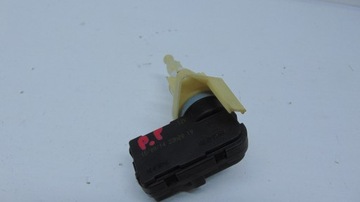 | CITROEN CACTUS SILNICZEK REGULACJI LAMPY PRAWY