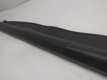 SUBARU IMPREZA I GF KOMBI ROLETA KUFRU ČERNÁ