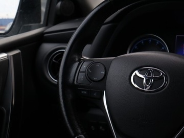 Toyota Corolla XI Sedan Facelifting 1,6 Valvematic 132KM 2017 Toyota Corolla 1.6 Valvematic, Salon Polska, zdjęcie 20