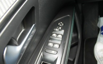 Peugeot 5008 II Crossover Facelifting 1.2 PureTech 130KM 2023 Peugeot 5008 1.2 Benzyna 131KM, zdjęcie 20