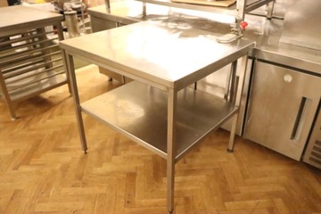 Рабочий стол 90 х 80 см - с полкой