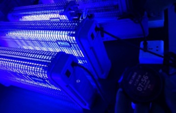 БОЛЬШАЯ МОЩНАЯ ИНСЕКТИЦИДНАЯ ЛАМПА, ЭНЕРГОСБЕРЕГАЮЩАЯ, КОМАРНАЯ