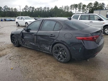 Alfa Romeo Giulia II Sedan Facelifting 2.0 Turbo 280KM 2021 Alfa Romeo Giulia Sport 2021 2.0l 2.0 Benzyna 280KM, zdjęcie 2