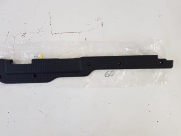 TRAFIC III VIVARO B ДВЕРНАЯ НАКЛАДКА