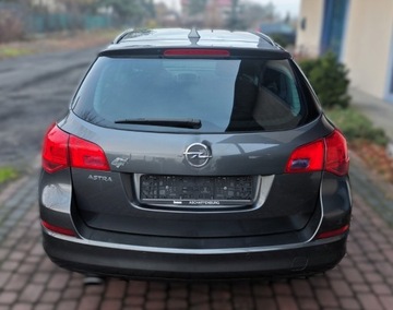 Opel Astra J Sports Tourer Facelifting 1.4 Turbo ECOTEC 120KM 2012 OPEL ASTRA J 1.4 Turbo 150 Lat Opla, zdjęcie 7
