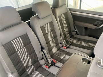 Volkswagen Touran I 1.4 TSI 140KM 2008 Volkswagen Touran Automat 1.4 Benzyna 140KM, zdjęcie 4