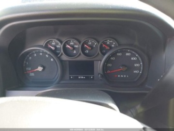 Chevrolet Silverado II 2022 Chevrolet Silverado 1500 Short Bed Custom 2022 2.7 Benzyna 310KM, zdjęcie 10