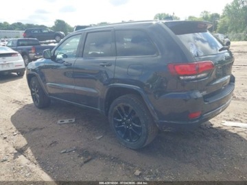 Jeep Grand Cherokee IV 2018 Jeep Grand Cherokee Altitude 2018 3.6l 3.6 Benzyna 293KM, zdjęcie 3