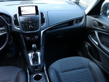 Opel Zafira C Tourer 2.0 CDTI ECOTEC 165KM 2014 Opel Zafira 2.0 CDTI, 162 KM, Automat, Skóra, zdjęcie 7