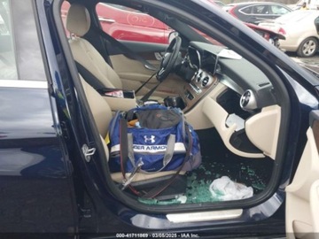 Mercedes Klasa C W206 2021 Mercedes-Benz Klasa C 300 2021 2.0l 2.0 Benzyna 255KM, zdjęcie 6