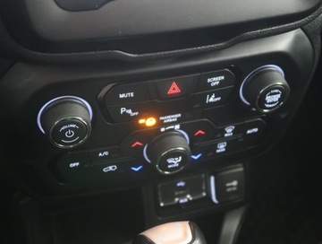 Jeep Renegade SUV Facelifting 1.3 GSE T4 Turbo 150KM 2018 Jeep Renegade 1.3 T-GDI, Salon Polska, zdjęcie 10