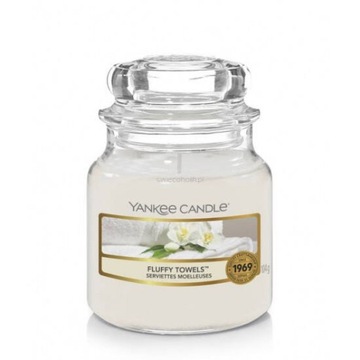 Fluffy Towels Yankee Candle -mała swieca zapachowa