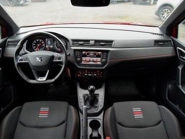 Seat Arona Crossover 1.5 TSI 150KM 2019 Seat Arona Seat Arona FR _1.5Benzyna 150 KM_Podgrzewane fotele_ Niski prze, zdjęcie 4