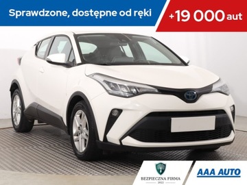 Toyota C-HR I Crossover Facelifting 1.8 Hybrid 122KM 2022 Toyota C-HR 1.8 Hybrid, Serwis ASO, Automat