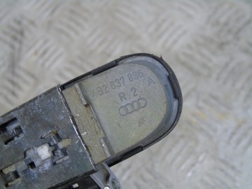AUDI A6 C5 KLIKA PRAVÝ PŘEDNÍ 4B2837886A