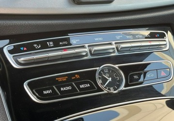 Mercedes Klasa E W213 All-Terrain 2.0 220d 194KM 2018 Mercedes-Benz Klasa E 4x4 Head-Up Navi Kamera Skora Automat FV23, zdjęcie 26