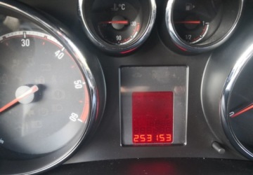 Opel Meriva II Mikrovan 1.7 CDTI ECOTEC 130KM 2013 Opel Meriva Opel Meriva 1.7 1.7CDTI 130KM KlimaGrzana kierownica Grzane fo, zdjęcie 6