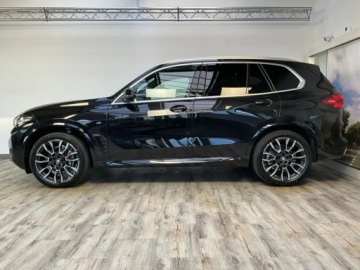 BMW X5 G05 SUV Facelifting 3.0 30d 298KM 2026 BMW X5 xDrive30d Sport Suv 3.0 (298KM) 2026, zdjęcie 1