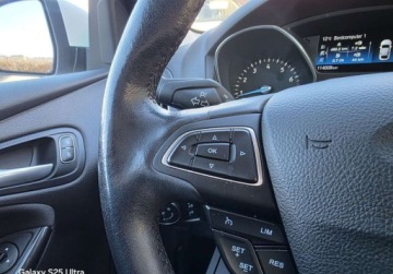 Ford Focus III Kombi Facelifting 1.0 EcoBoost 125KM 2017 Ford Focus Super Stan NAVI - Kamera - 114 Tkm - Zarejstrowany 125KM, zdjęcie 17