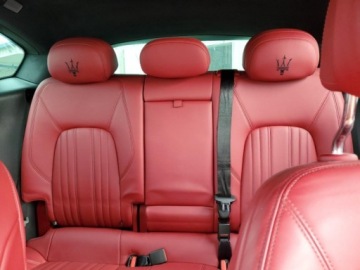 Maserati Levante 2022 Maserati Levante 2022r., GT, 3L, od ubezpieczalni 3.0 Benzyna 345KM, zdjęcie 8