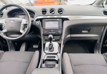 Ford S-Max I Van Facelifting 2.0 Duratorq TDCi DPF 140KM 2013 Ford S-Max Ford S-Max 2.0 TDCi DPF Titanium MPS6 2.0 Diesel 140KM, zdjęcie 10