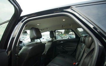 Ford Focus III Kombi 1.6 Duratorq TDCi DPF 115KM 2012 Ford Focus 1.6 TDCI 115KM PDC Navi Led grzana szyba serwis ASO 1.6 Diesel, zdjęcie 27