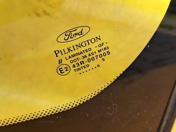 ВЕТРОВОЕ СТЕКЛО FORD FOCUS MK1 99-04 2000 г.