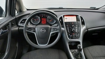 Opel Astra J Sports Tourer Facelifting 1.6 CDTI ecoFLEX 110KM 2015 Opel Astra 1.6D, 110KM, Bezwypadek, zdjęcie 20