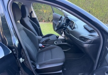 Fiat Tipo II Station Wagon 1.4 T-Jet 120KM 2019 Fiat Tipo 1,4 T 120KM Led Climatronic NAVI KAMERA Bezwypadkowy Serwis, zdjęcie 27