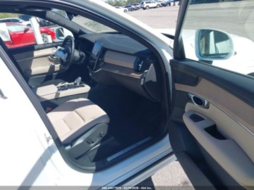 Volvo XC90 II 2025 Volvo XC 90 B5 Plus 7-Seater 2025 2.0 Benzyna 247KM, zdjęcie 9