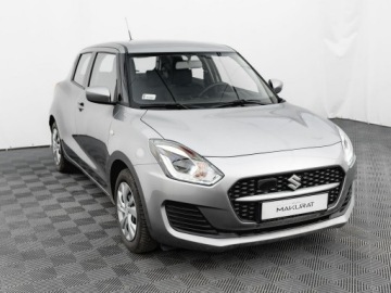 Suzuki Swift VI Hatchback Facelifting 1.2 DualJet SHVS 83KM 2021 Suzuki Swift WD7309P#1.2 Dualjet SHVS Premium, zdjęcie 2