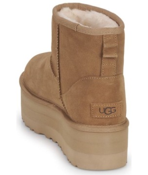 UGG Classic Мини-сапоги на платформе Chestnut, размер 38