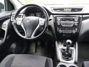 Nissan Qashqai II Crossover 1.2 DIG-T 115KM 2016 Nissan Qashqai 1.2 DIG-T, Salon Polska, Klima, zdjęcie 6