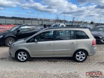 Opel Zafira B 1.9 CDTI ECOTEC 100KM 2005 Opel Zafira 1.9cdti 7 osobowa nowy pt nowe tarcze nowe opony auto do jaz, zdjęcie 4