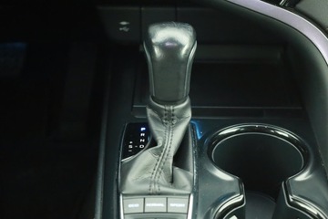 Toyota Camry IX Sedan 2.5 Hybrid Dynamic Force 218KM 2020 Toyota Camry 2.5 Hybrid, Salon Polska, zdjęcie 11