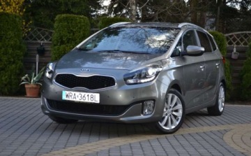 Kia Carens IV Minivan 1.7 VGT CRDi 141KM 2015 Kia Carens Kia Carens 1.7 CRDi Business Line 7os 7DCT 1.7 Diesel 141KM