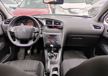 Citroen C4 I Hatchback Facelifting 1.6 HDI 92KM 2010 Citroen C4 2011r, 1.6 HDI. Lekko uszkodzony prawy bok. 1.6 Diesel 92KM, zdjęcie 5