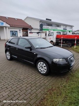 Audi A3 8P Hatchback 3d 1.6 FSI 115KM 2007 Audi A3 Benzyna 1.6 - 2007r, zdjęcie 3