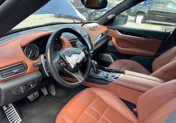 Maserati Levante 3.0 GDI V6 430KM 2023 Maserati Levante 3.0B 430KM 2023r. Modena S Q4 auto zarejestrowane i ubezp, zdjęcie 14