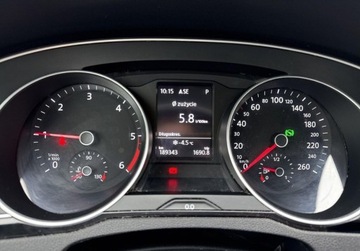 Volkswagen Passat B8 Variant 1.6 TDI 120KM 2015 Volkswagen Passat 1.6 Diesel 120KM, zdjęcie 14