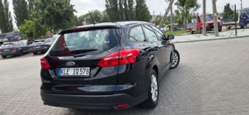 Ford Focus III Kombi Facelifting 1.5 TDCi ECOnetic 105KM 2017 Ford Focus 1,5TDCI 105KM Super Stan lift Import Raty Oplaty 1.5 Diesel, zdjęcie 5