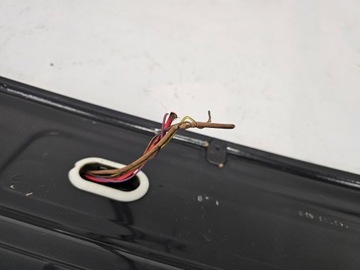 BMW X5 E70 BOK VÍKO KUFRU ZADNÍ SPODNÍ DÍL