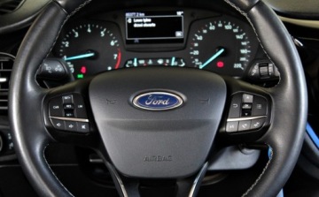 Ford Fiesta VII Hatchback 3d Facelifting 1.0 EcoBoost 100KM 2017 Ford Fiesta 1.0 i Kamera Grzana kierownica 1 rok gwarancji Benzyna, zdjęcie 22