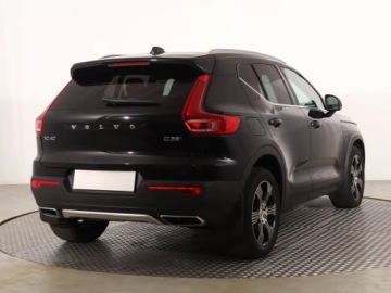 Volvo XC40 Crossover 2.0 D3 150KM 2020 Volvo XC40 D3, Salon Polska, 4X4, Automat, zdjęcie 4
