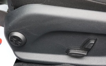 Mercedes Klasa C W205 Kombi Facelifting 1.6 200d 160KM 2018 Mercedes-Benz Klasa C LED, Czujniki Kamer, NAVI, Grzane el. reg. , Fotele, zdjęcie 19