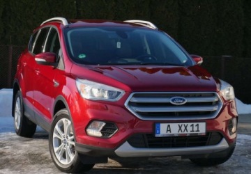 Ford Kuga II SUV Facelifting 2.0 TDCi 180KM 2017 Ford Kuga Ford Kuga 2.0 TDCi 4x4 SYNC 2.0 Diesel 180KM, zdjęcie 1