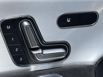 Mercedes CLA C118/X118 Shooting Brake Facelifting 2.0 250 224KM 2025 CLA 250 4-Matic AMG Line Shooting Brake 2.0 (224KM) 2025, zdjęcie 11