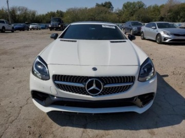 Mercedes SLC 2019 Mercedes-Benz SLC 2019 MERCEDES-BENZ SLC 300, silnik 2.0 L 2.0 Benzyna, zdjęcie 5