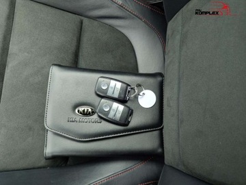 Kia Ceed II GT 5d 1.6 T-GDI 204KM 2015 Kia Ceed GT 1.6 T-GDI 204KM Bogate wyposazenie Gwarancja 1.6 Benzyna, zdjęcie 25
