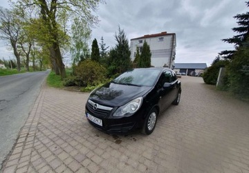 Opel Corsa D Hatchback 1.2 Twinport ECOTEC 70KM 2010 Opel Corsa Opel Corsa 1.2 16V (ecoFLEX) Edition